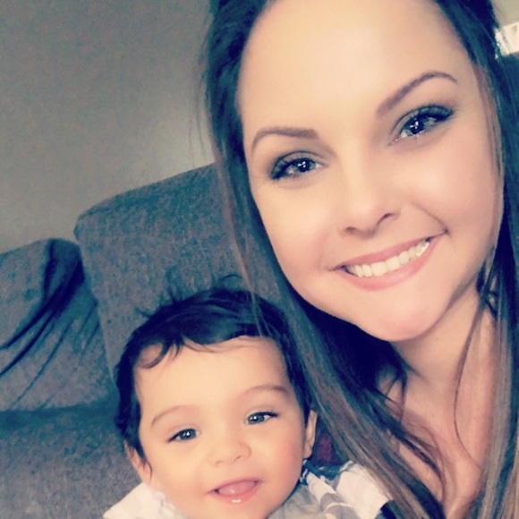 Meet your Posher, Mallory - Picture 1 of 1